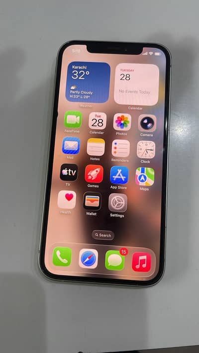 Apple iPhone 12