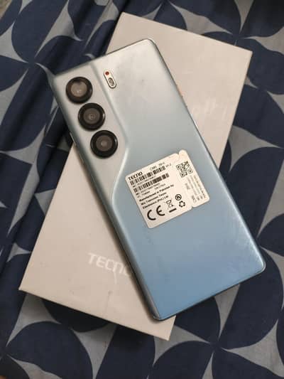 Tecno CAMON 40 Pro
