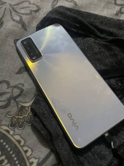 Vivo V207