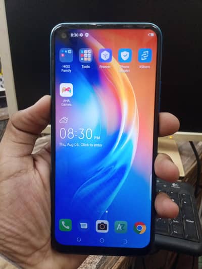 Tecno Spark 5 Pro 4/64
