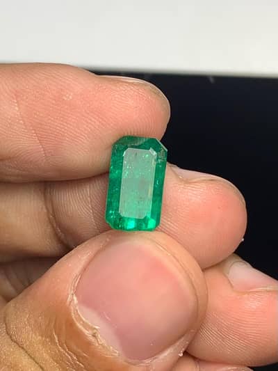 Emrald stone