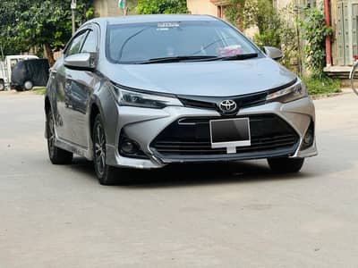 Toyota Corolla Altis Grande CVT 1.8 2015