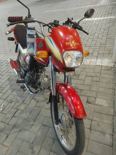 Honda CD 70 Dream 2018 Red