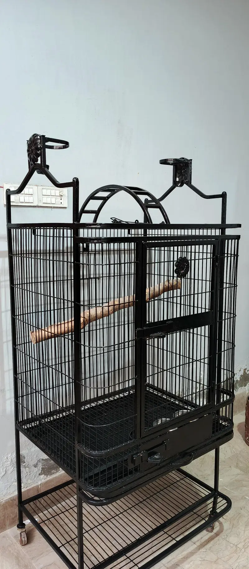 heavy duty big cage/pinjra for macaw cackatoo gray parrots urgent sell — photo 2