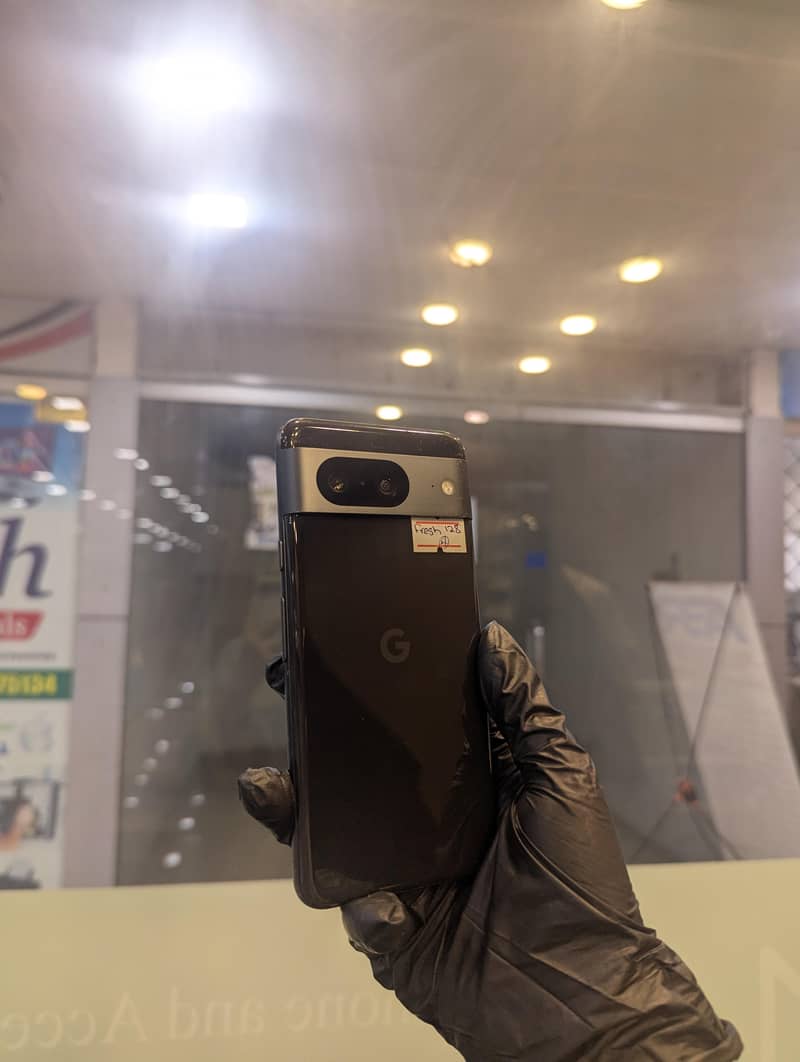 Google Pixel 8 1