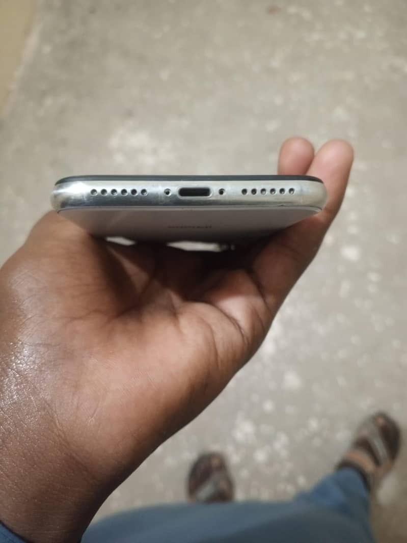 Apple iPhone X 1