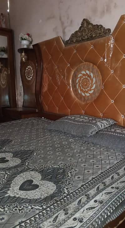 Complete Bedroom Set only 2 year used