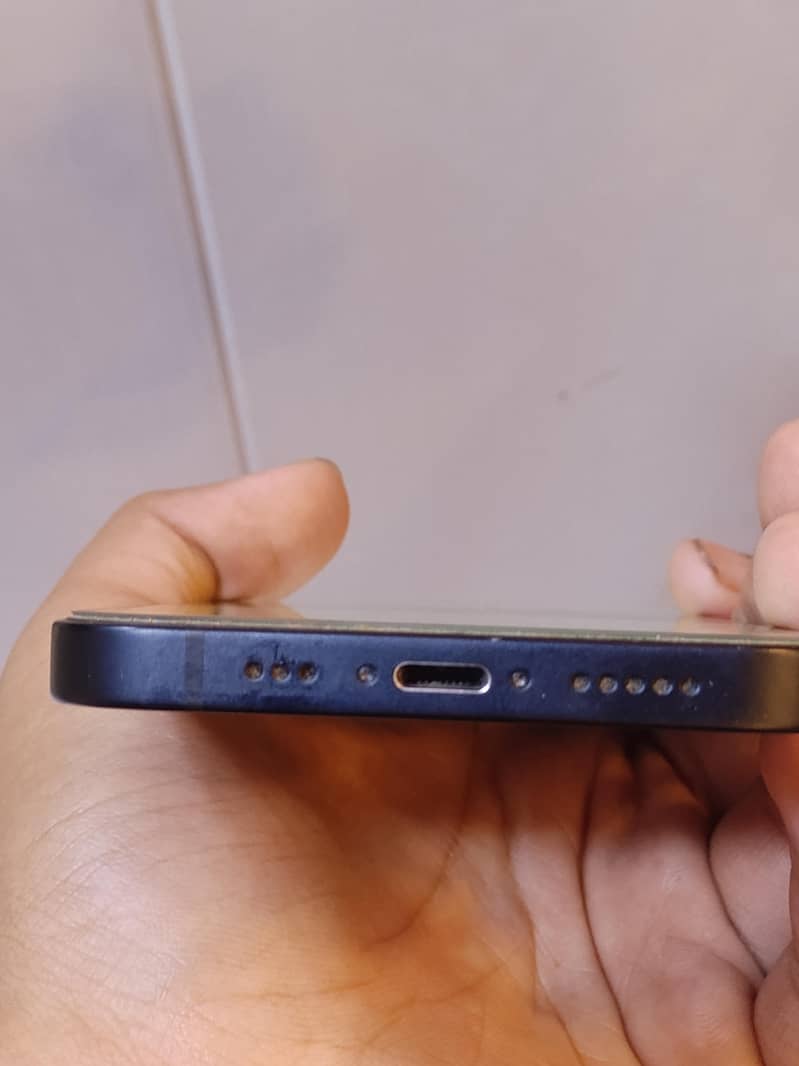 Apple iPhone 12 5