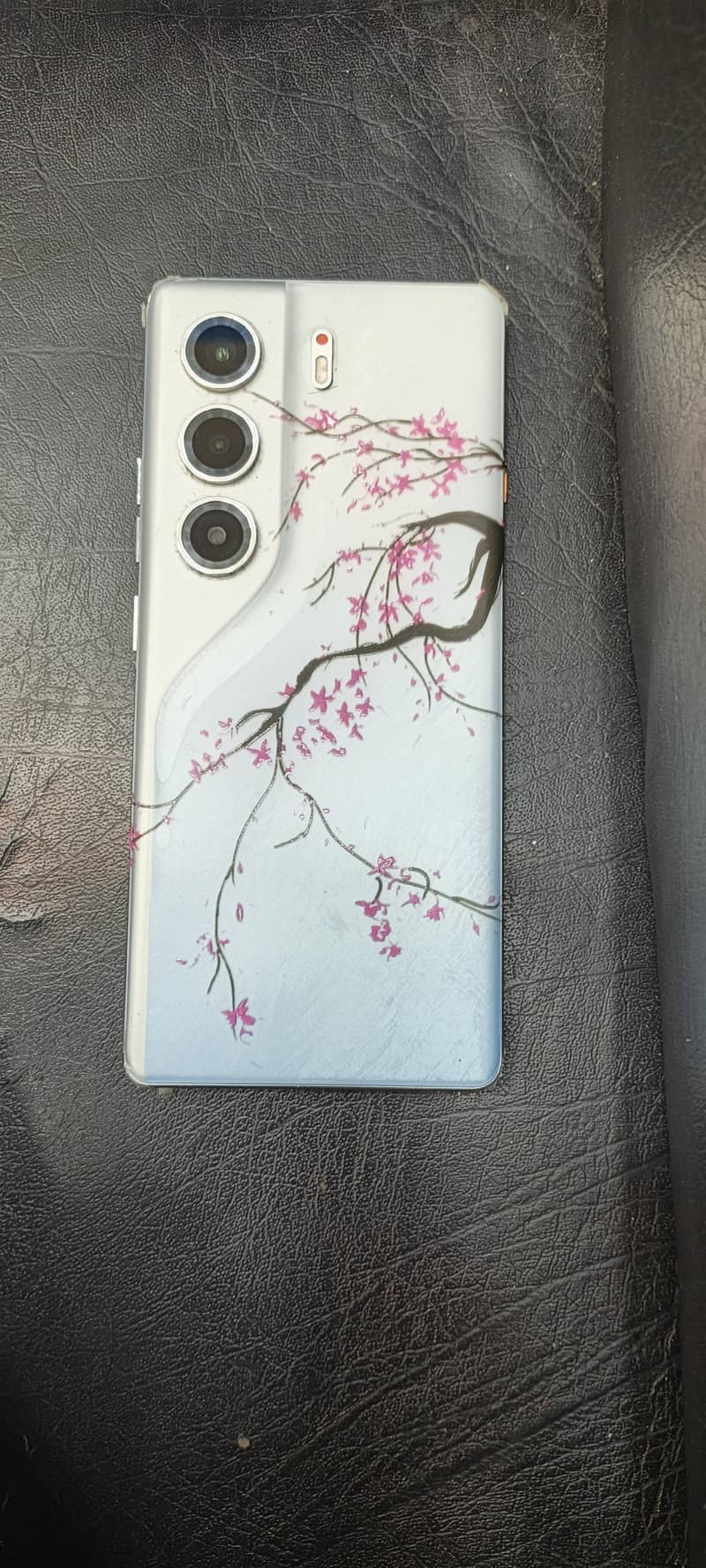 Tecno CAMON 40 Pro 4