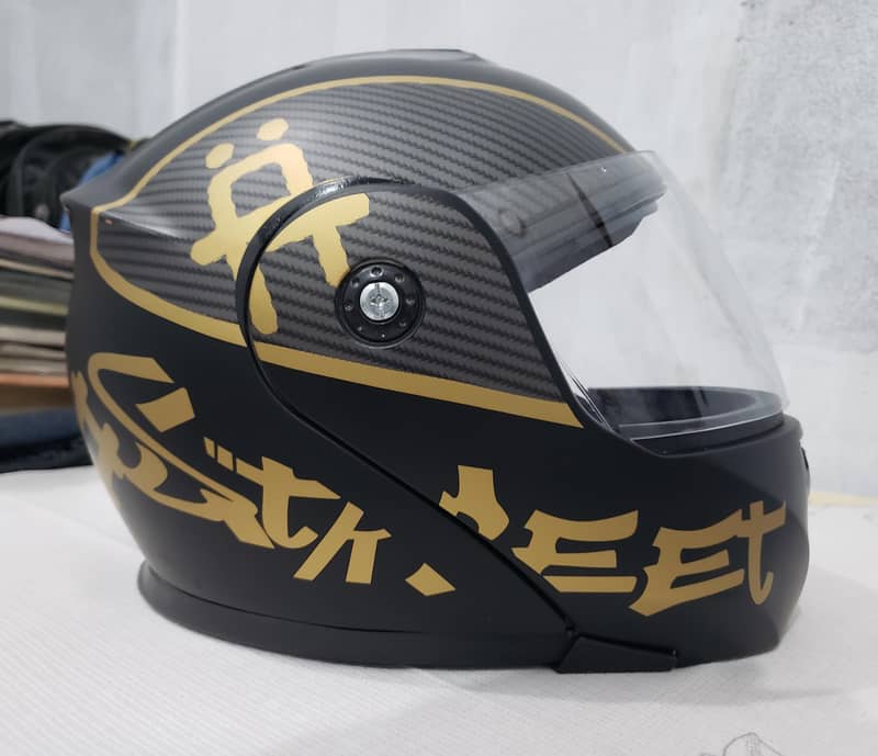 HELMET 0
