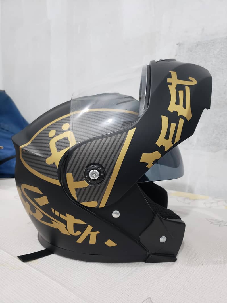 HELMET 3