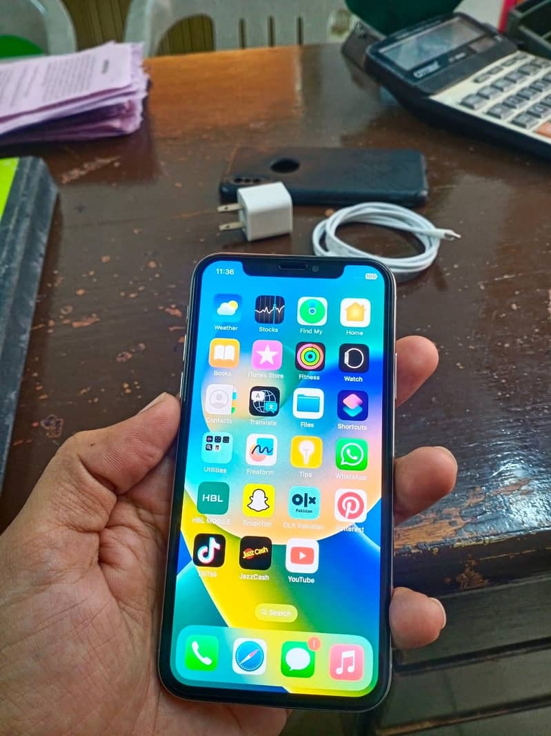 Apple iPhone X 1