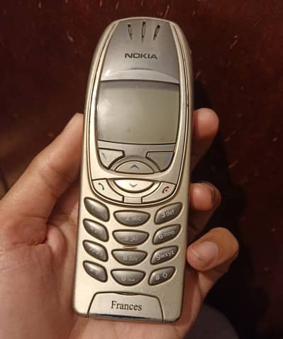 vintage Nokia 6310i mobile phone only for antique collector