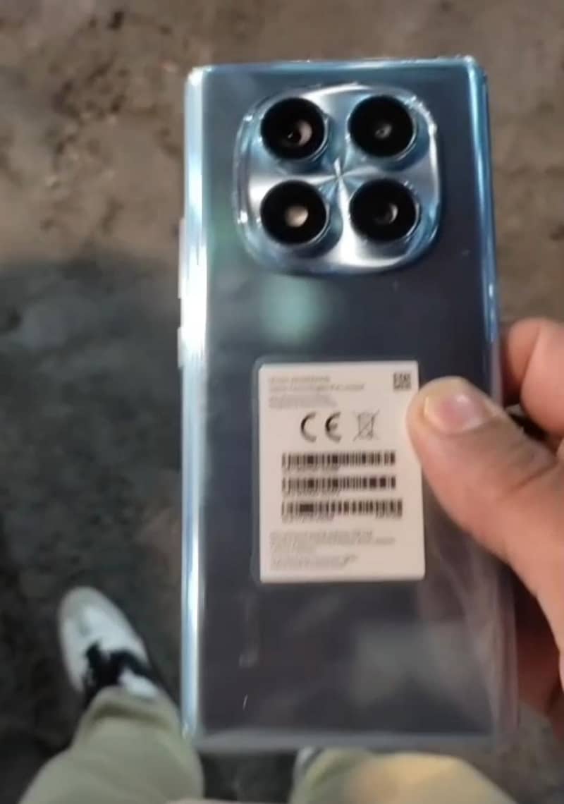 Xiaomi Redmi Note 14 Pro 4