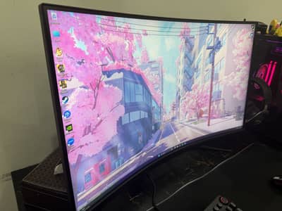 MSI MAG ARTYMIS 32” Curved Gaming Monitor & Gaming Pc For Sale