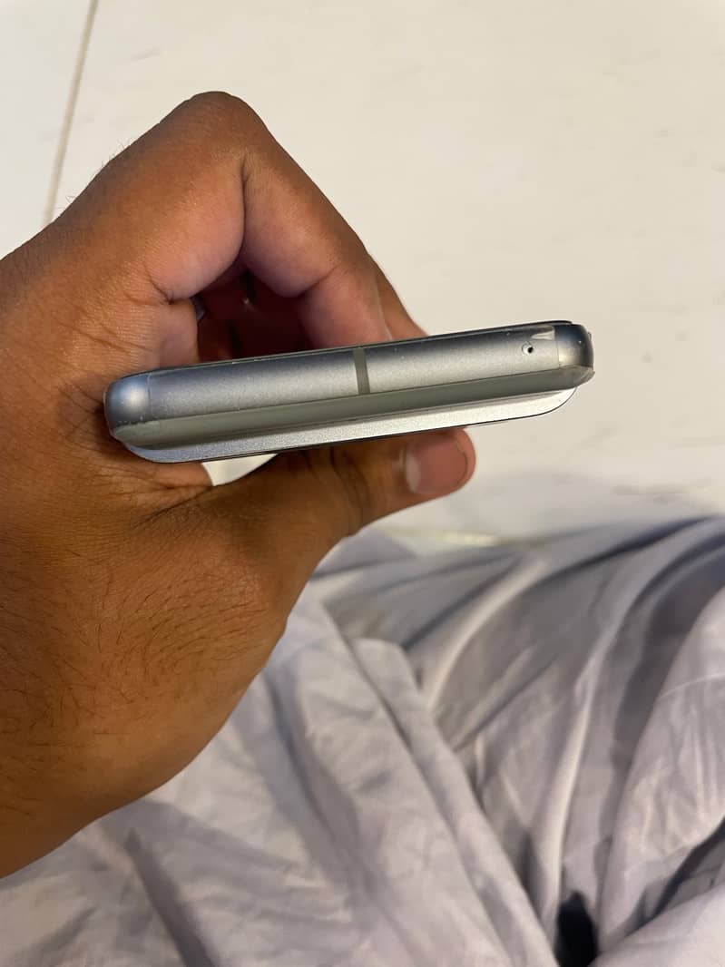Google Pixel 8 1