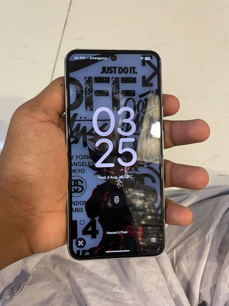 Google Pixel 8 6