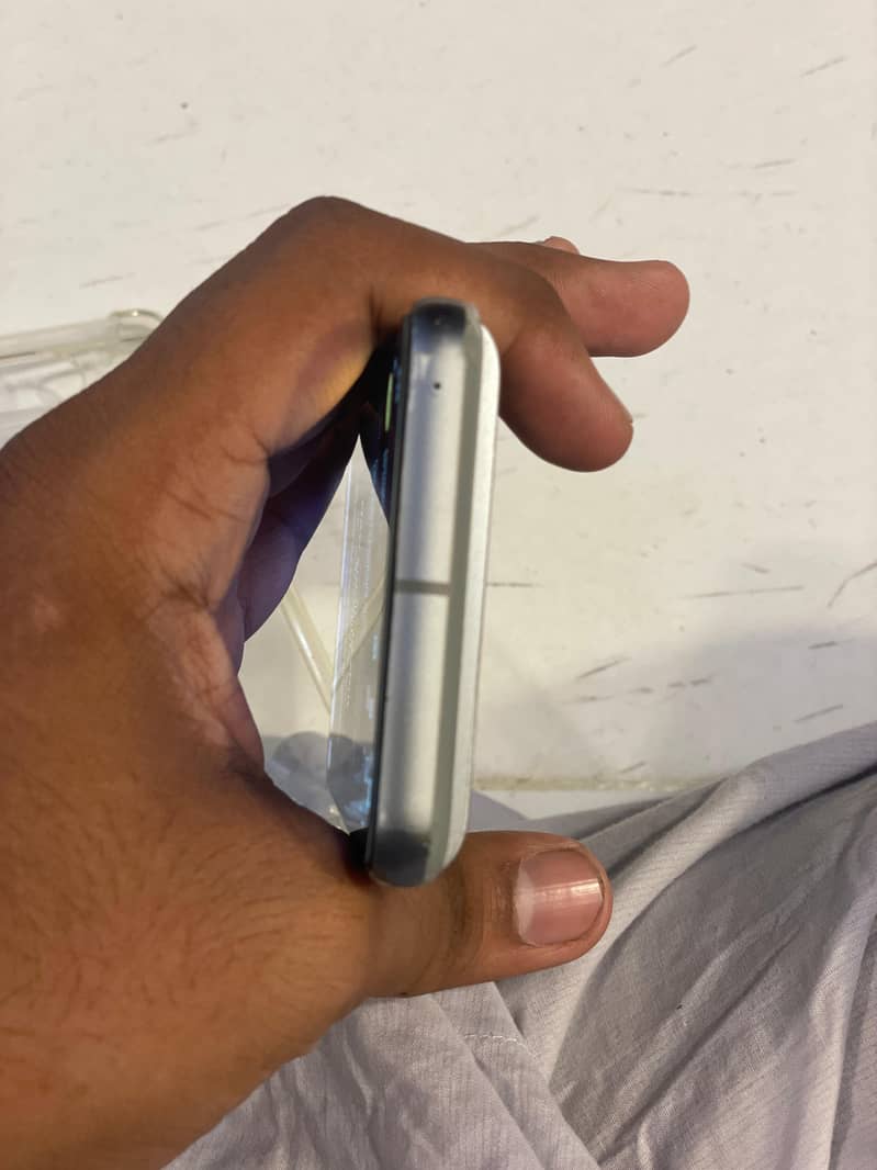 Google Pixel 8 10