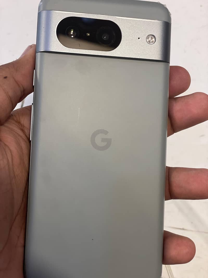 Google Pixel 8 14