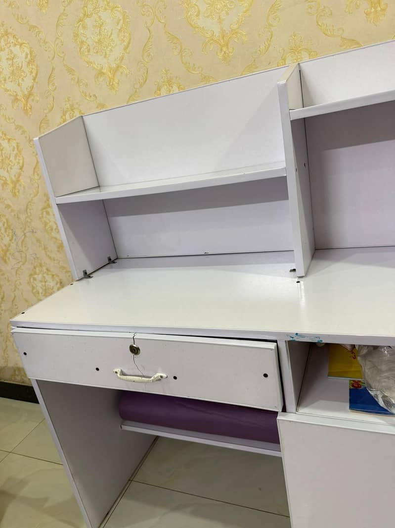 study table 5
