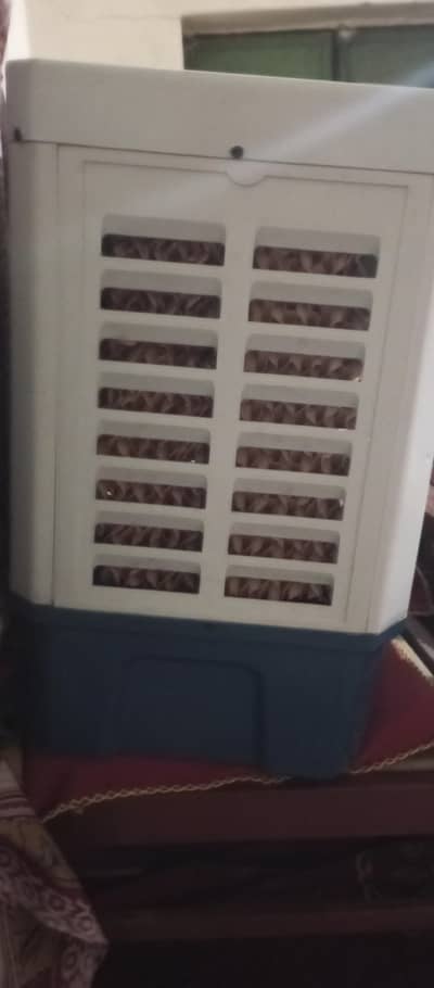 12 Volt DC Coller Only 1 Day used