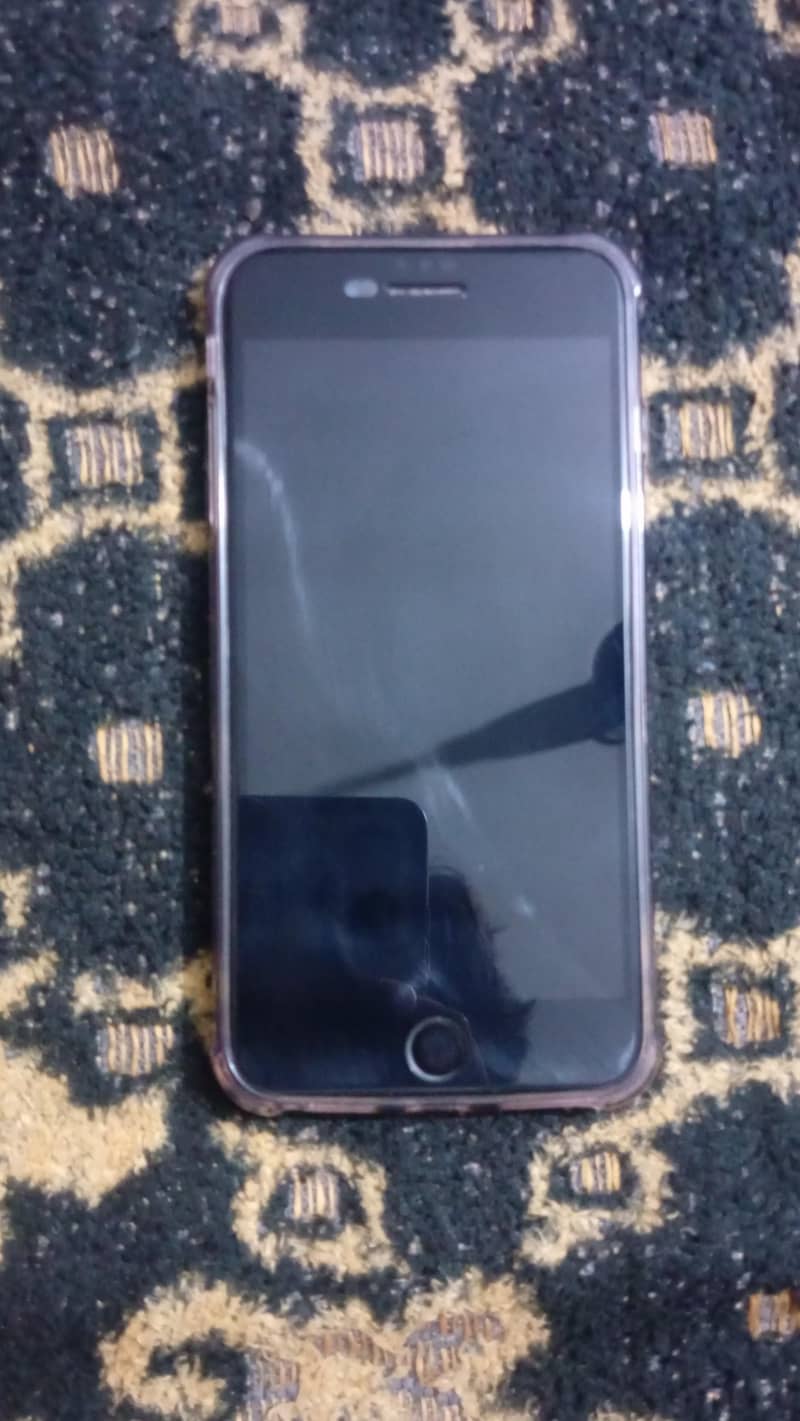 Apple iPhone 7 Plus 1