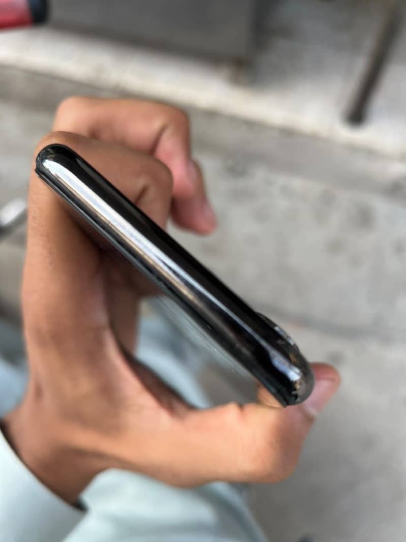 Apple iPhone X 1