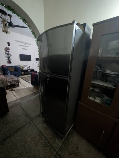 dawalannce fridge is available
