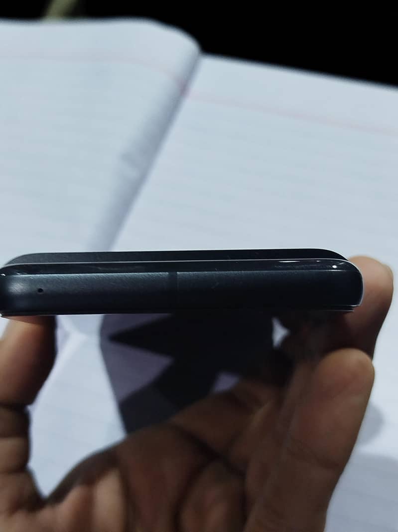 Google Pixel 8 3