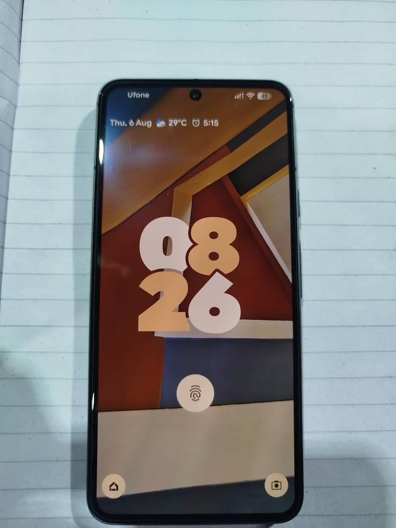 Google Pixel 8 4