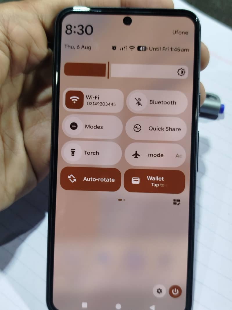 Google Pixel 8 12