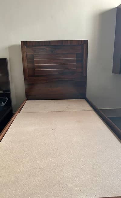 Very good condition all wooden