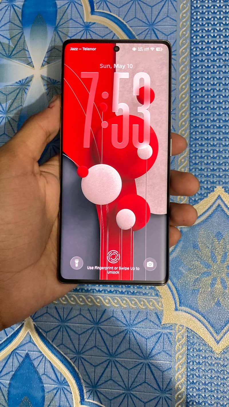 Tecno CAMON 40 Pro 7