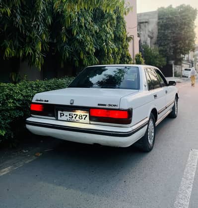 Toyota Crown 1988