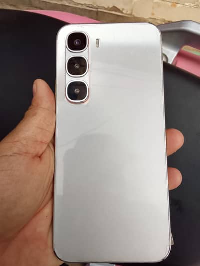 Infinix Hot 60 pro, complete saman