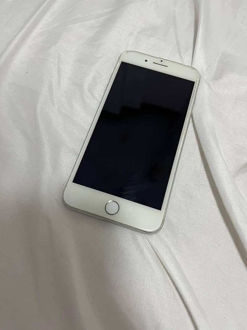 Apple iPhone 7 Plus 6