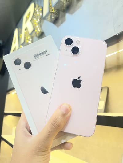 Apple iPhone 13