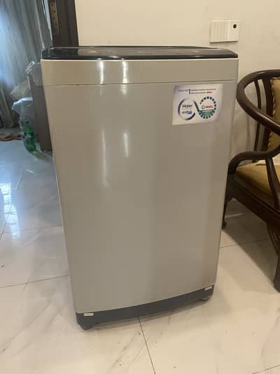 Model of fully automatic Haier 9kg washing machine HWM90-1789