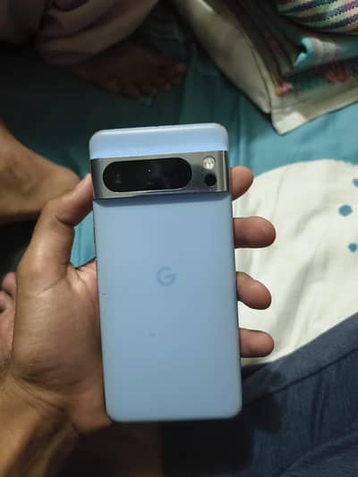 Google Pixel 8 Pro