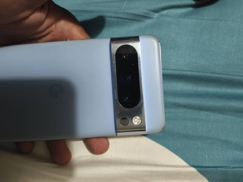 Google Pixel 8 Pro 1