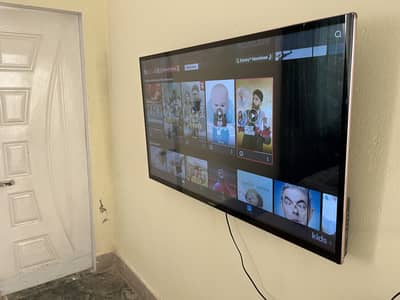 50 inches Android LED - Samsung 4k Ultra - with NETFLIX Package