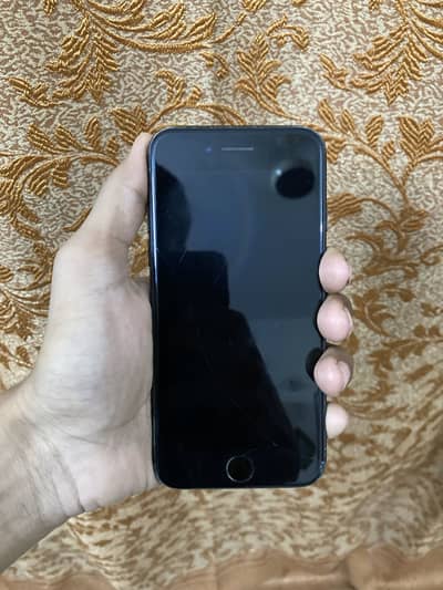 Apple iPhone 7