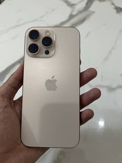 Apple iPhone 16 Pro Max