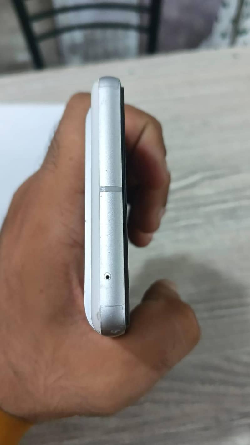 Google Pixel 7 3