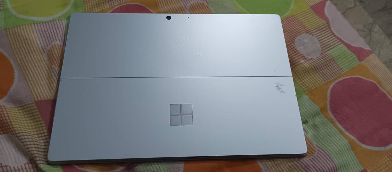 Microsoft Surface 0