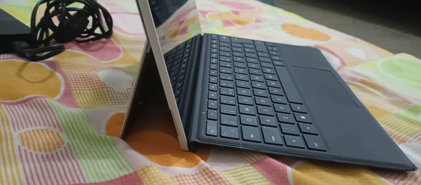 Microsoft Surface 7