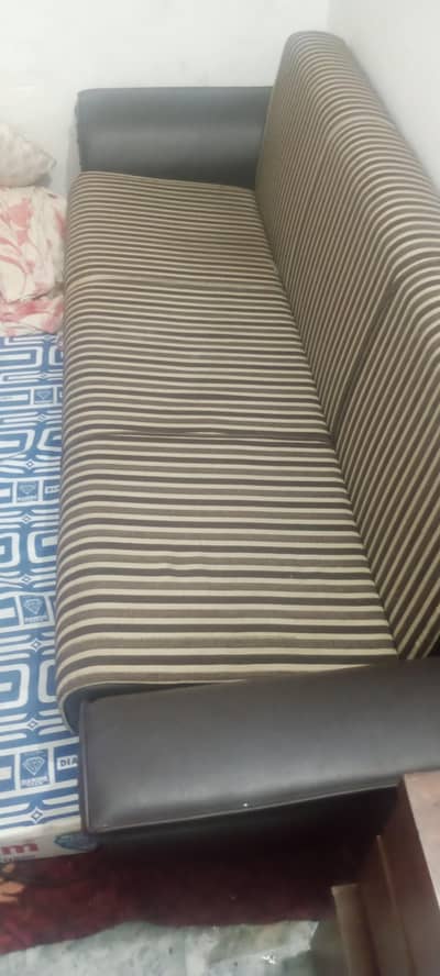 3 seater sofa for sale only 3 month use
