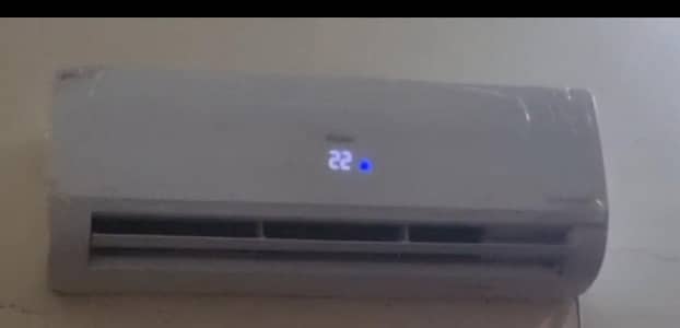 Haier AC turbo DC inverter with heater (2025 & 2026) used but like new