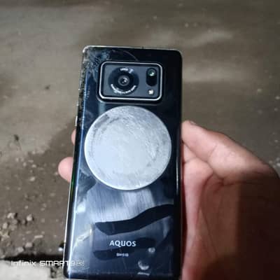 Sharp Aquos6