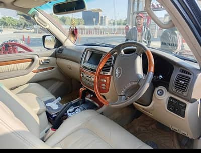 Toyota Land Cruiser Cygnus 2001